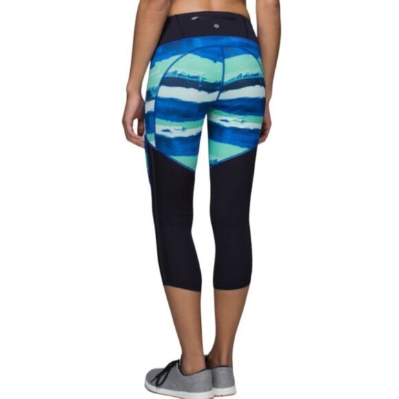 Lululemon Pace Pusher Crop Luxtreme Brush Strokes Harbor Blue Menthol Deep Navy - Picture 1 of 11